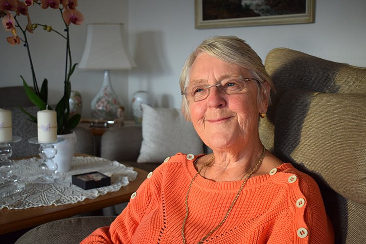 Møt Solveig Rostøl Bakken gjennom både podcast og foredrag. Den pensjonerte helsesøsteren bruker nå sin viktige pasienterfaring til å forbedre helsetjenesten. (Foto: Oddny J. Johnsen)